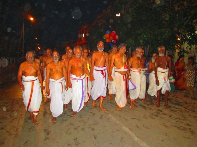 Srirangam Masi Theppotsavam Irattai Prabhai 2014--09