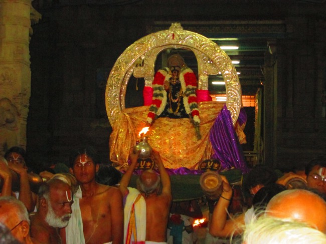 Srirangam Masi Theppotsavam Irattai Prabhai 2014--25