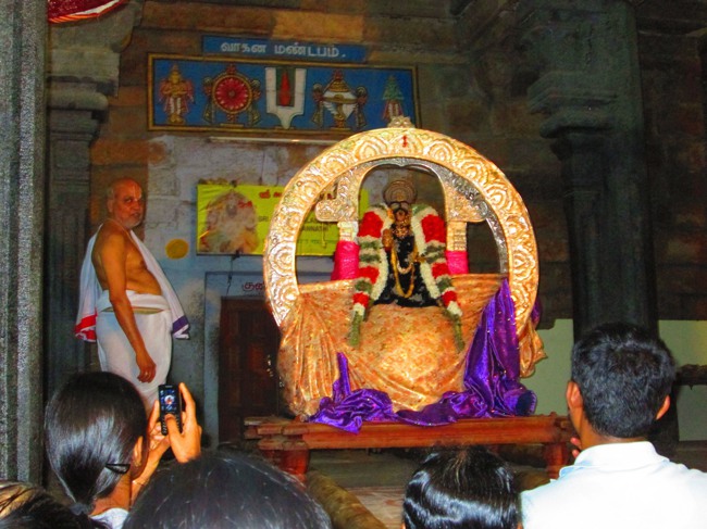 Srirangam Masi Theppotsavam Irattai Prabhai 2014--31