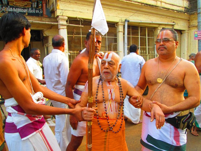 Srirangam Masi Theppotsavam day 2 morning purappadu 2014 -16
