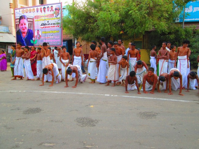 Srirangam Masi Theppotsavam day 2 morning purappadu 2014 -18