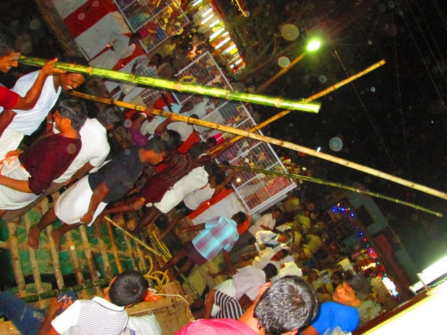Srirangam Namperumal Masi Theppotsavam Thirupalliyodam 2014 -34