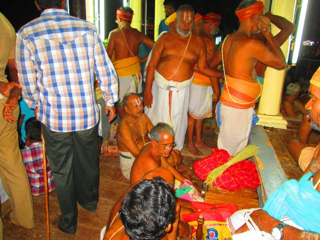 Srirangam Namperumal Masi Theppotsavam Thirupalliyodam 2014 -38