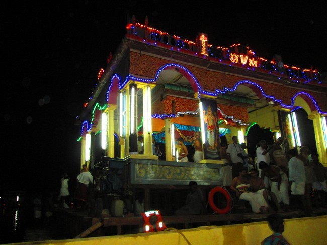 Srirangam Namperumal Masi Theppotsavam Thirupalliyodam 2014 -61
