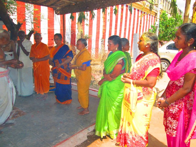 Srirangam Uthiraveedhi Anjaneyar Laksharchanai day 4 2014 -6