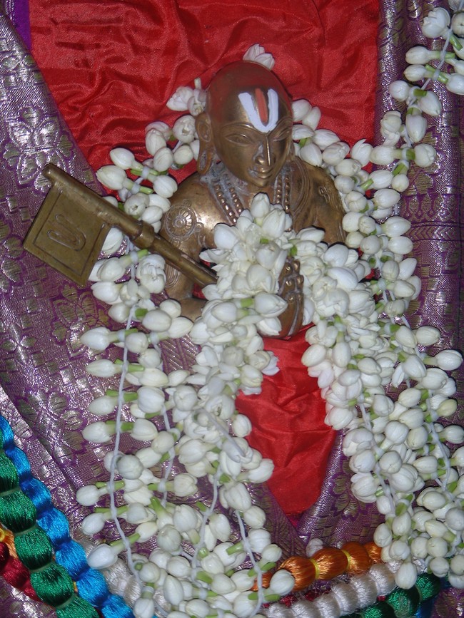 THiruvallur 45th azhagiyasingar Mariyathai  2014 -04