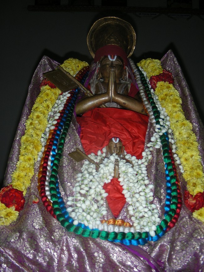THiruvallur 45th azhagiyasingar Mariyathai  2014 -08