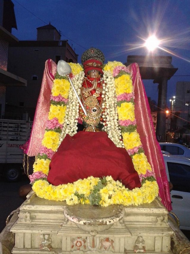 THiruvallur Veeraraghava perumal temple THirukachi nambi thirunakshatra Utsavam 2014 -07_640x853