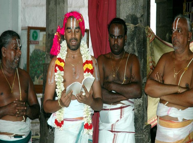Thiruneermalai Brahmothsavam Aal mel Pallaku12