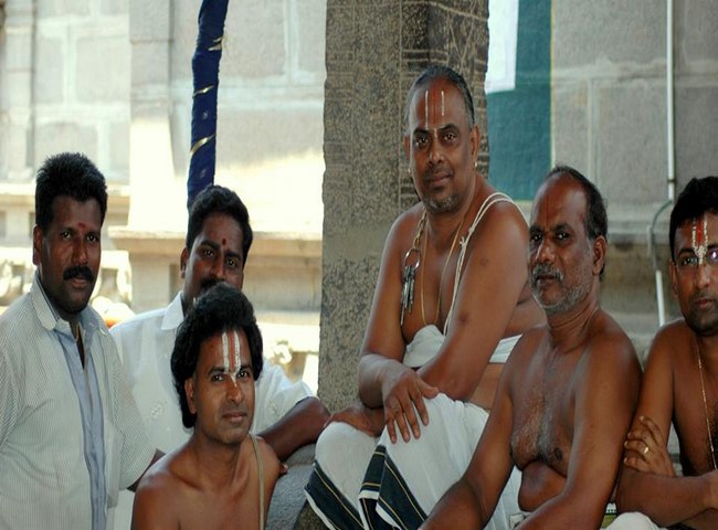 Thiruneermalai Brahmothsavam Aal mel Pallaku2