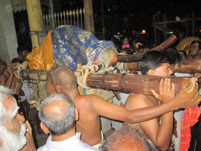 Thiruvellarai Brahmotsavam Garudas sevai 2014--08