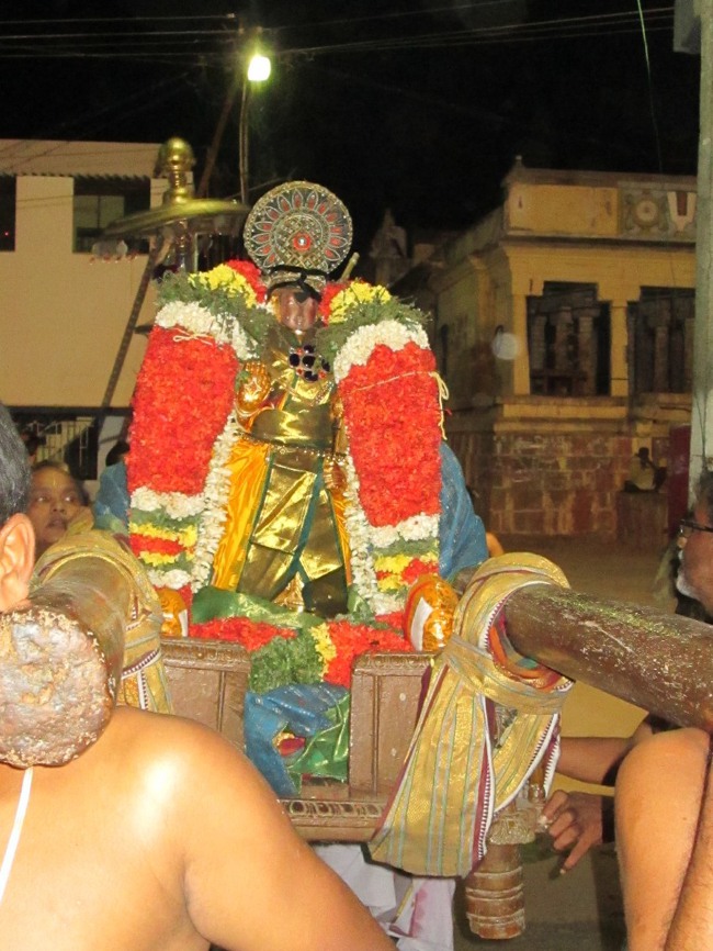 Thiruvellarai Brahmotsavam Garudas sevai asthanam Thirumbukal  2014--01