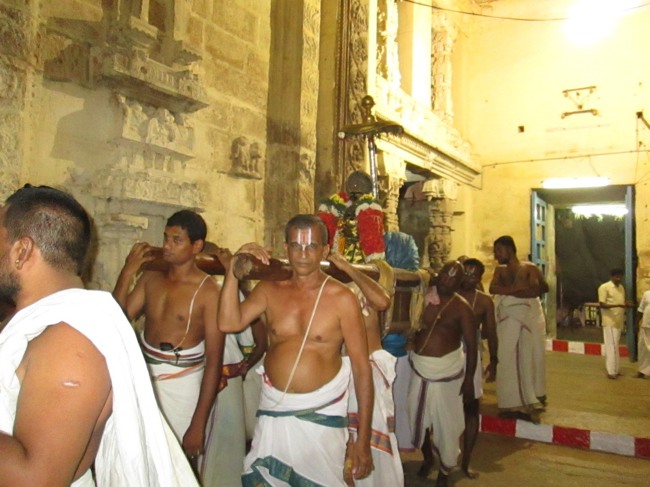 Thiruvellarai Brahmotsavam Garudas sevai asthanam Thirumbukal  2014--24