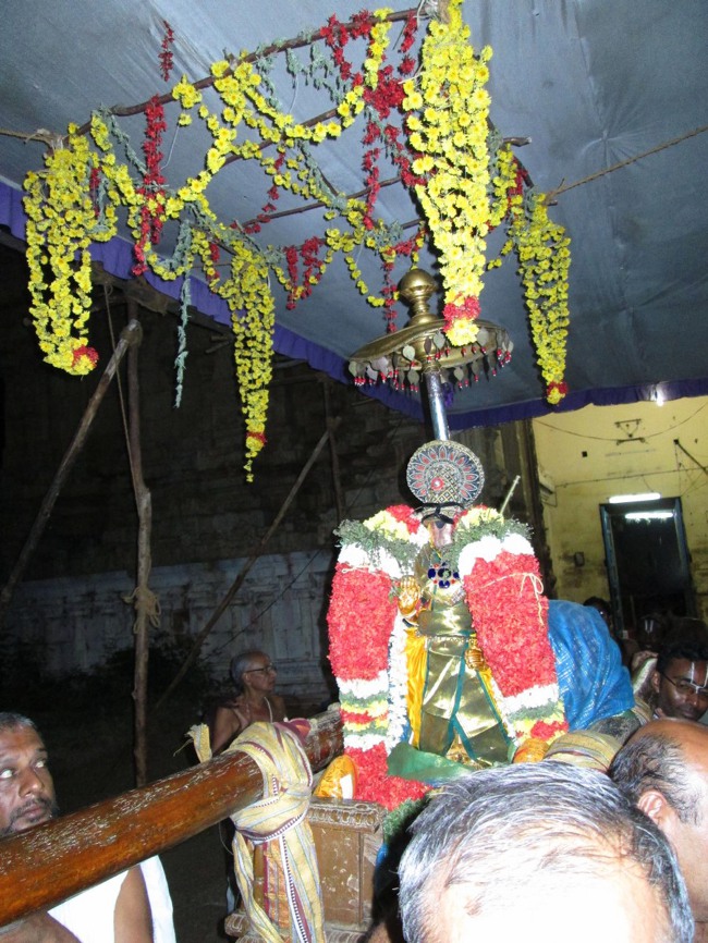 Thiruvellarai Brahmotsavam Garudas sevai asthanam Thirumbukal  2014--32