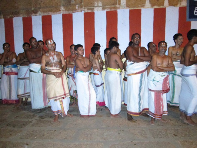Thiruvellarai Brahmotsavam Garudas sevai asthanam Thirumbukal  2014--34