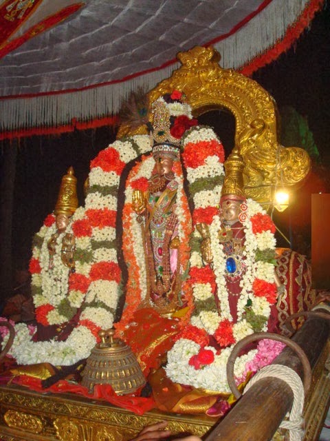 Thoopul Dhavanotsava Purappadu 2014 -01