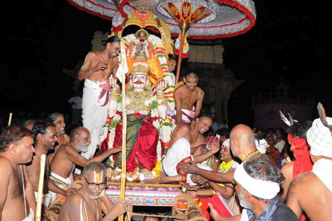 Upper Ahobilam Brahmotsavam Garuda Vahanam 2014--01