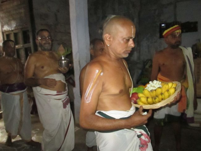 12th apr 14 8am namperumal mandagapadi at thirukkurallapan sannathi (11)