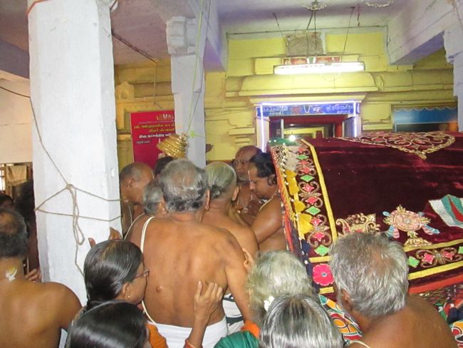 12th apr 14 8am namperumal mandagapadi at thirukkurallapan sannathi (22)