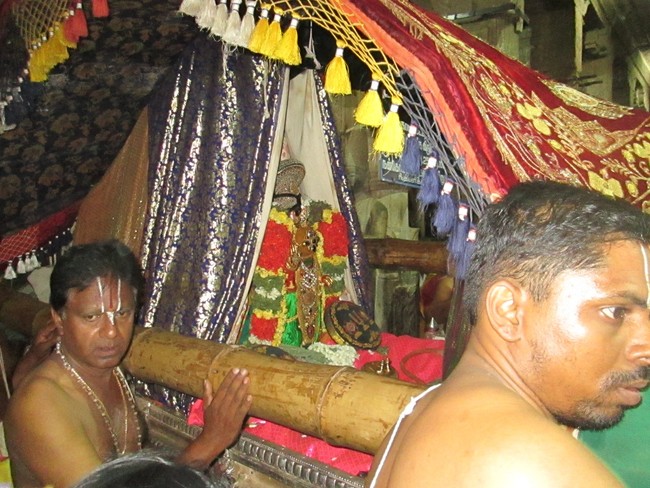 9.00pm to 9.30pm srngm vadaku gopuram vazhiyaga koiyilinul ezhuntharulall (19)