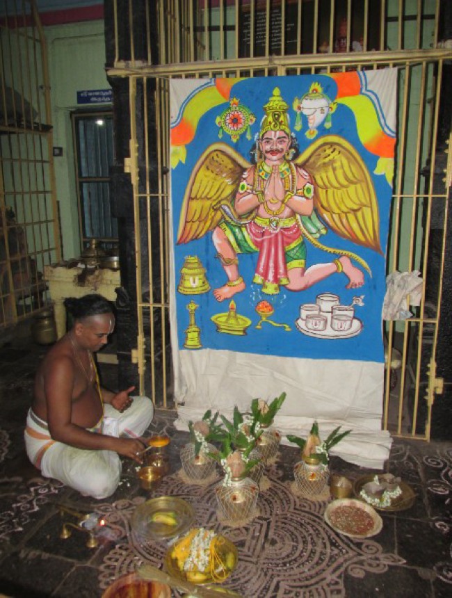 Nagai Sri Soundararaja Perumal BRahmotsavam Dvajarohanam 2014--08