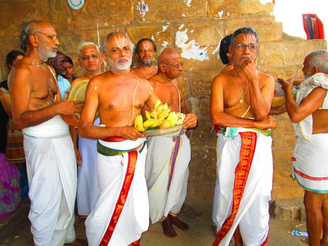 Namperumal Viruppan Thiirunaal Theerthavari 2014 -01