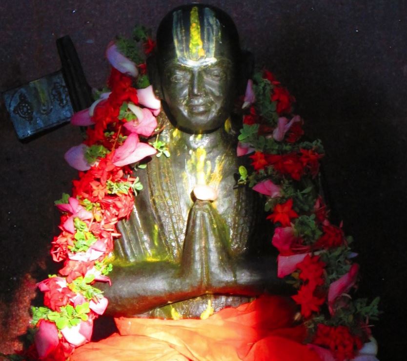 Sri Paravakottai Andavan