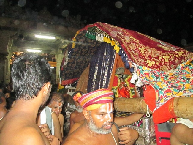 Srirangam Namperumal Jeeyapuram Purappadu 9.30 to 12.30 P.M 2014 -12