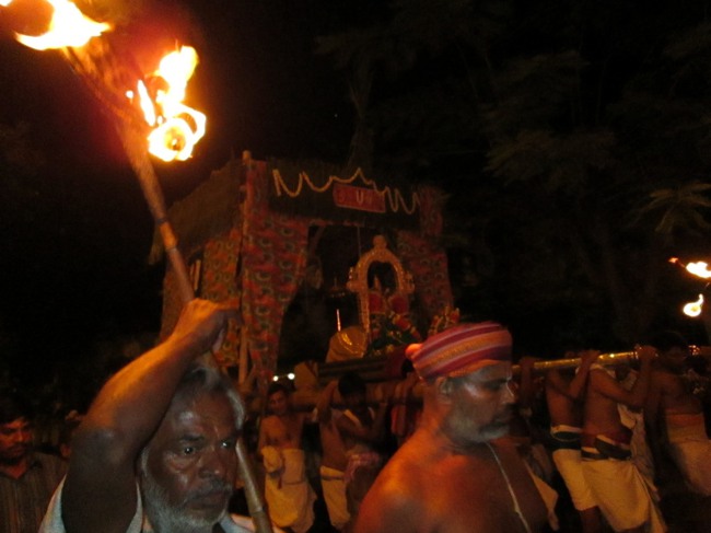 Srirangam Panguni Brahmotsavam Thiruchivigai 2014--05