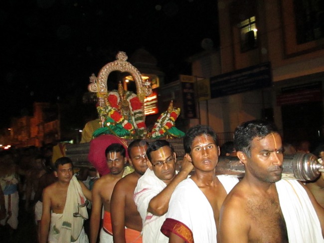 Srirangam Panguni Brahmotsavam Thiruchivigai 2014--09