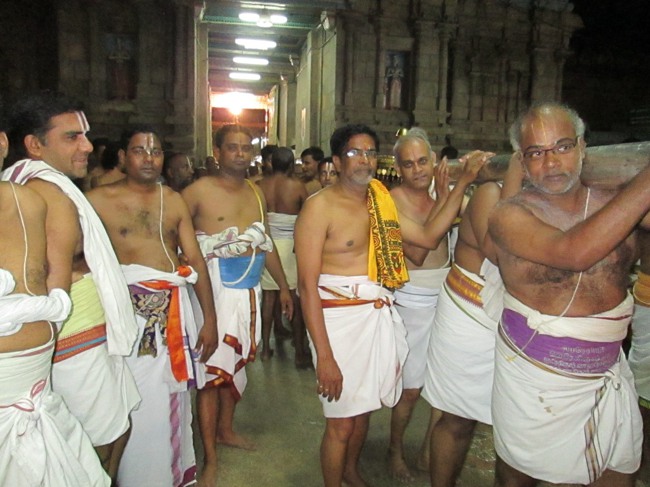 Srirangam Panguni Brahmotsavam Thiruchivigai 2014--27