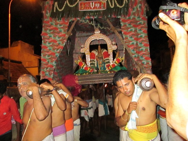 Srirangam Panguni Brahmotsavam Thiruchivigai 2014--85