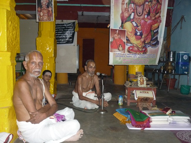 Srirangam Patasala Brahmanas Honoured  2014 -08