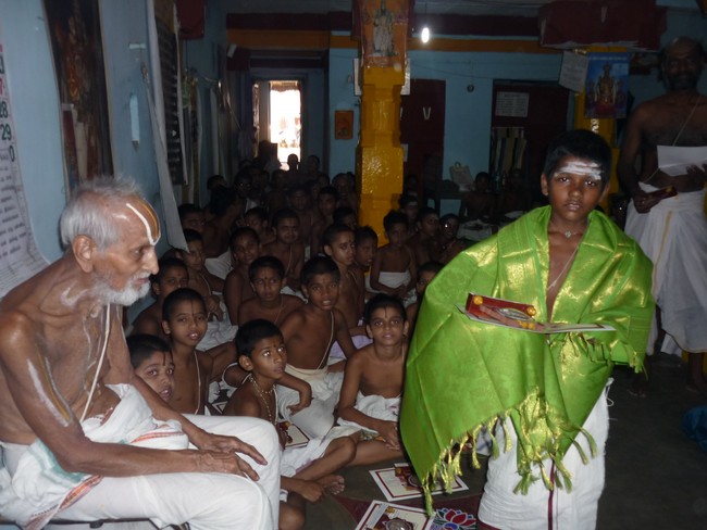 Srirangam Patasala Brahmanas Honoured  2014 -30