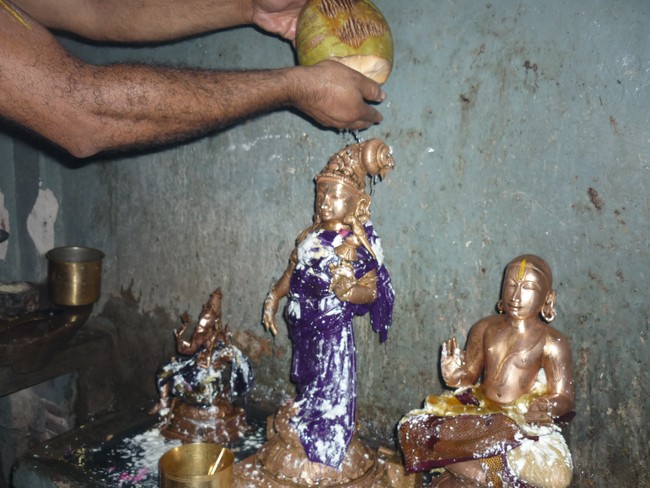 Srirangam Poundareekapuram Ashramam Chitiirai  Sravana Purappadu  2014 -14