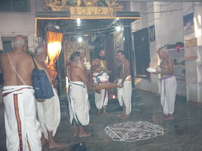 Srirangam Poundareekapuram Ashramam Chitiirai  Sravana Purappadu  2014 -35