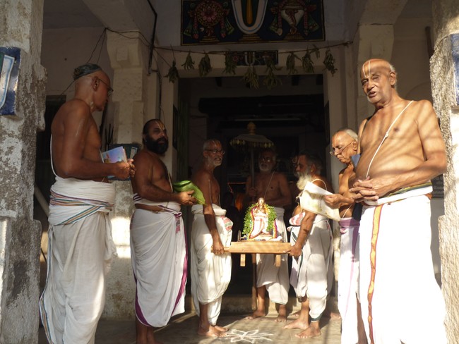 Srirangam Poundareekapuram Ashramam Chitiirai  Sravana Purappadu  2014 -40