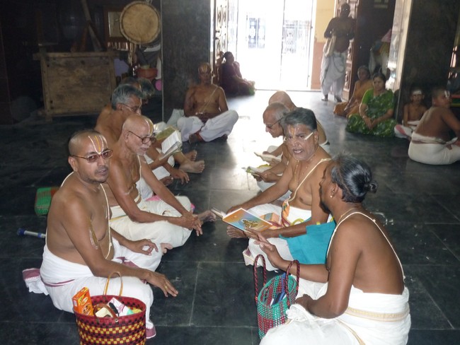 Swami Desikan Sravana Thirumanjanam at Srirangam Andavan Ashramami  2014 -03