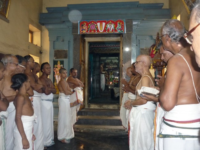 Swami Desikan Sravana Thirumanjanam at Srirangam Andavan Ashramami  2014 -09
