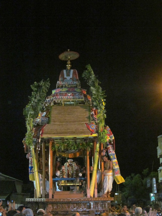 Thiruvallikeni Sri Parthasarathy Perumal Thirukoil Brahmotsavam Day 10 Siriya ThiruTher 24-04-2014   06