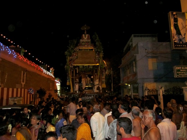 Thiruvallikeni Sri Parthasarathy Perumal Thirukoil Brahmotsavam Day 10 Siriya ThiruTher 24-04-2014   13