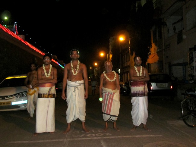 Thiruvallikeni Sri Parthasarathy Perumal Thirukoil Brahmotsavam Day 10 Siriya ThiruTher 24-04-2014   19
