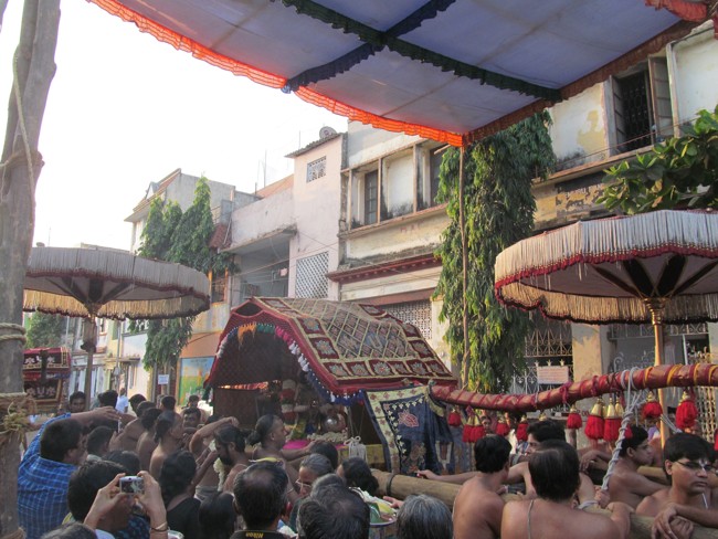 Thiruvallikeni Sri Parthasarathy Perumal Thirukoil Brahmotsavam Day 8 Morning Vennai Thazhi Krishnan 22-04-2014   02