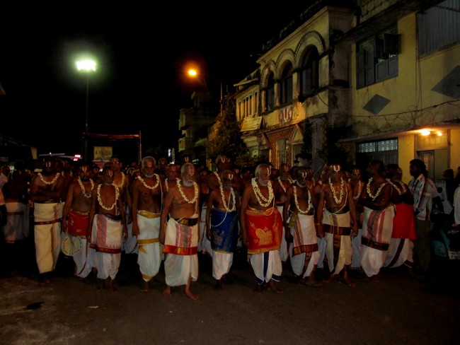 Thiruvallikeni Sri Parthasarathy Perumal Thirukoil Brahmotsavam Day 8 Night Kudhirai Vahanam 22-04-2014   05