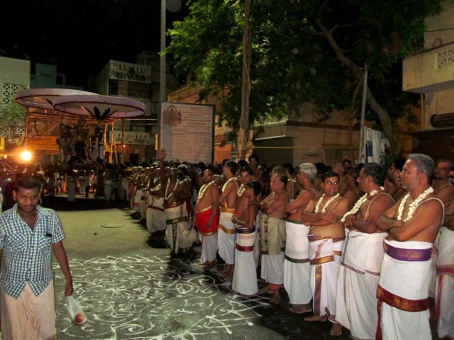 Thiruvallikeni Sri Parthasarathy Perumal Thirukoil Brahmotsavam Day 8 Night Kudhirai Vahanam 22-04-2014   28