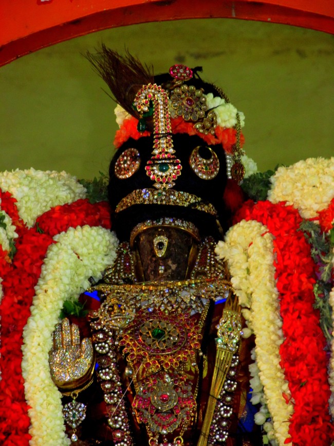 Thiruvallikeni Sri Parthasarathy Perumal Thirukoil Brahmotsavam Day4  Evening Chandra Prabhai 18-04-2014   29