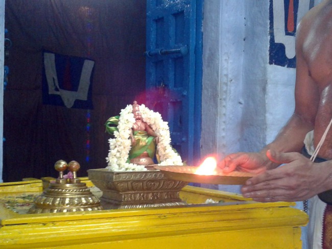 Ammavasai Thirumanjanam at Thiruvelukkai 2014--05