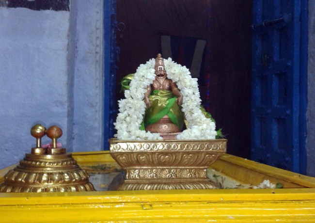 Ammavasai Thirumanjanam at Thiruvelukkai 2014--08
