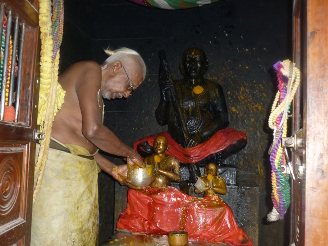 Chithirai Hastham Thirumanjanam at Srirangam Dasavathara Sannadhi  2014--0013
