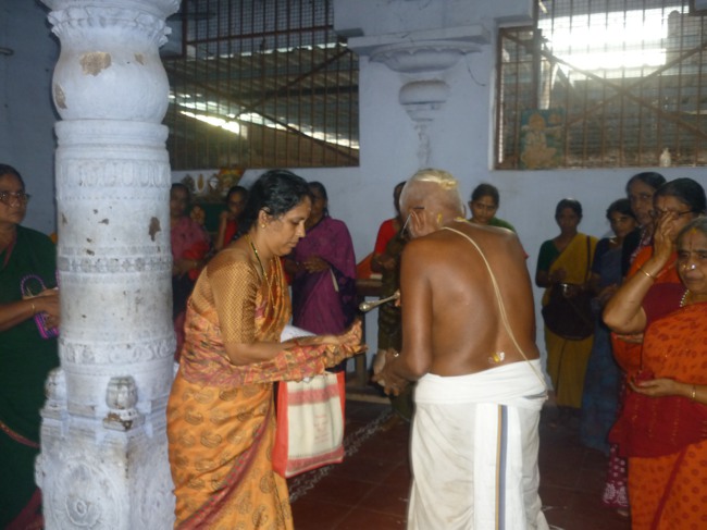 Chithirai Hastham Thirumanjanam at Srirangam Dasavathara Sannadhi  2014--0038